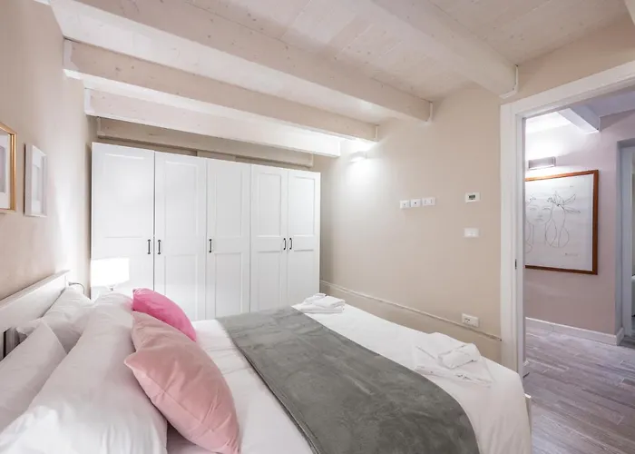 Apartamento Broccaindosso Wood 5* Bolonia