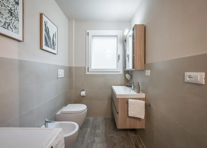 Broccaindosso Wood 5* * Bolonia