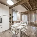 Broccaindosso Wood 5* Апартаменты