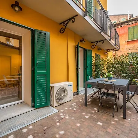 Апартаменты Broccaindosso Wood 5* *