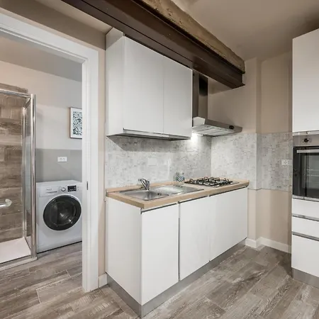Апартаменты Broccaindosso Wood 5* *